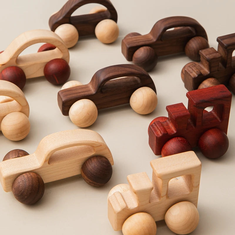Voiture en Bois pour Bébé – Jouet Montessori Éducatif en Bois de Hêtre, Véhicule Cartoon, Jouet de Dentition et Cadeau de Naissance