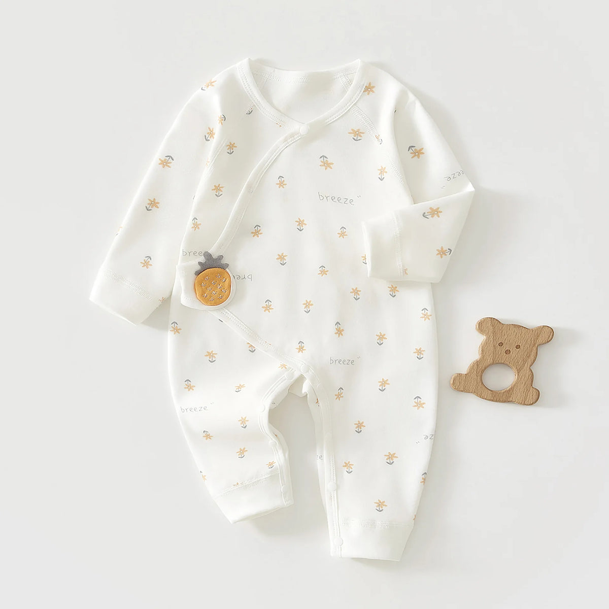 Combinaison bébé 0–6 mois en coton – Manches longues et motif cartoon