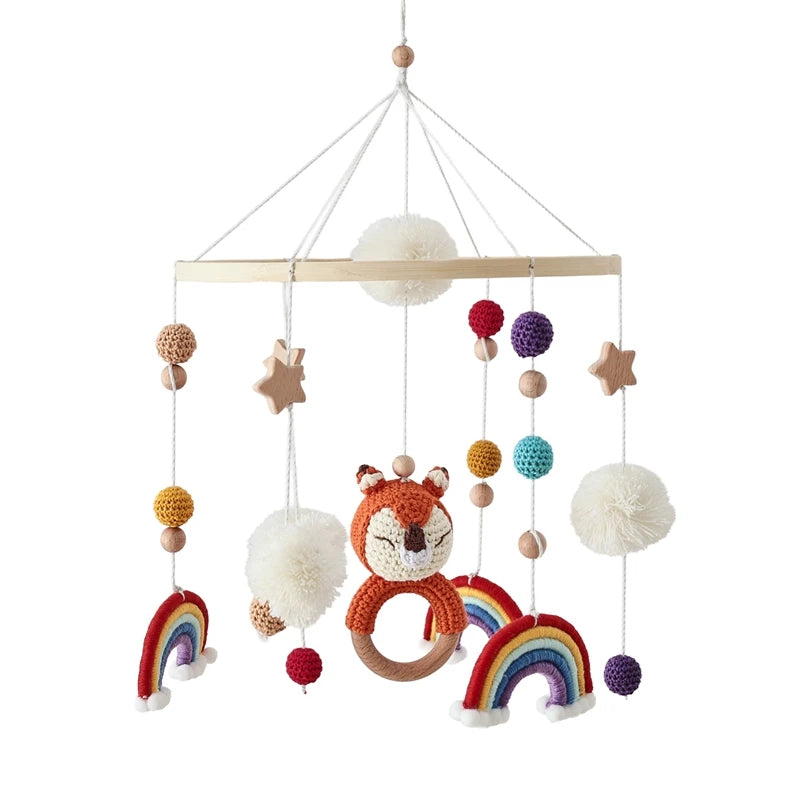 Mobile bébé en bois – Ourson en feutrine, jouet d’éveil & boîte à musique
