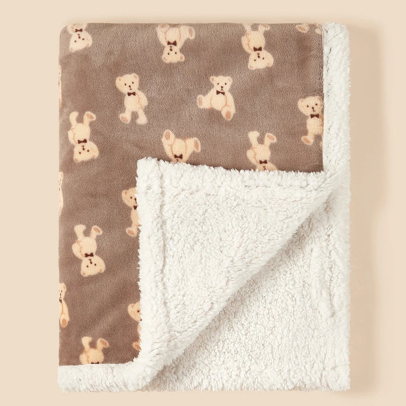 Couverture Polaire Bébé – Douce, Chaude et Confortable pour l’Hiver