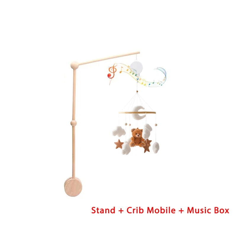 Mobile bébé en bois – Ourson en feutrine, jouet d’éveil & boîte à musique