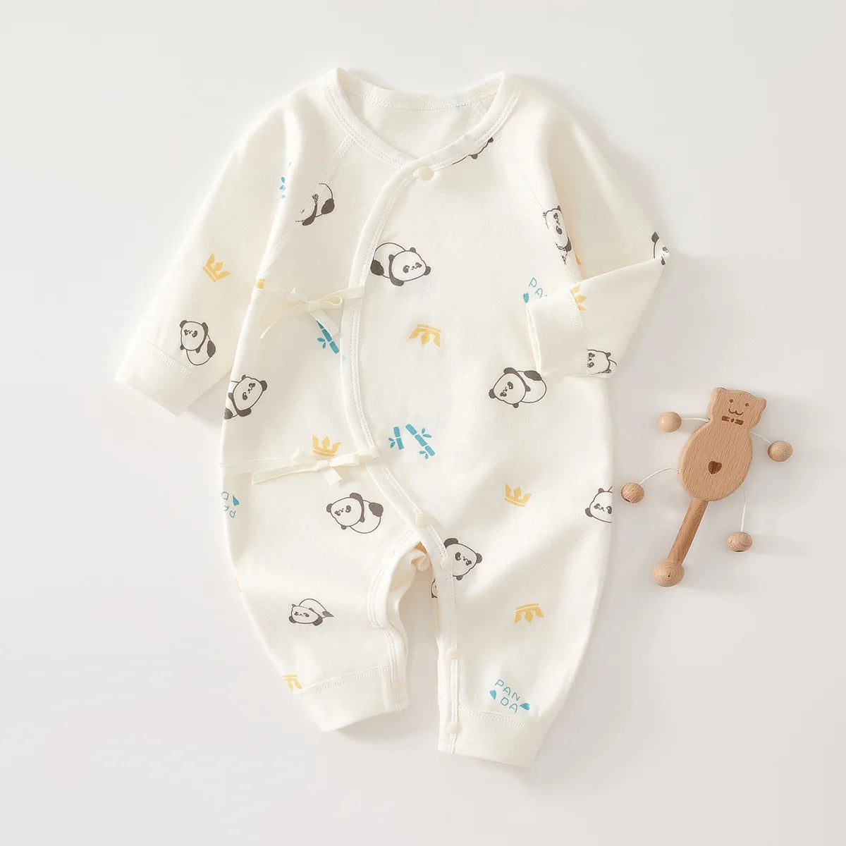 Combinaison bébé 0–6 mois en coton – Douce et confortable