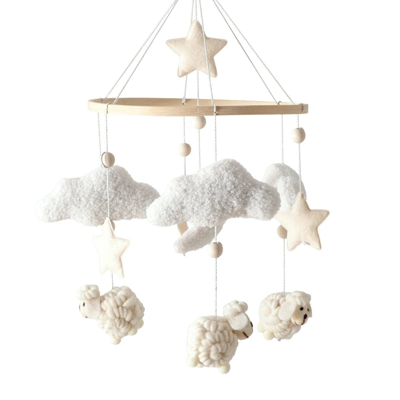 Mobile bébé en bois – Ourson en feutrine, jouet d’éveil & boîte à musique